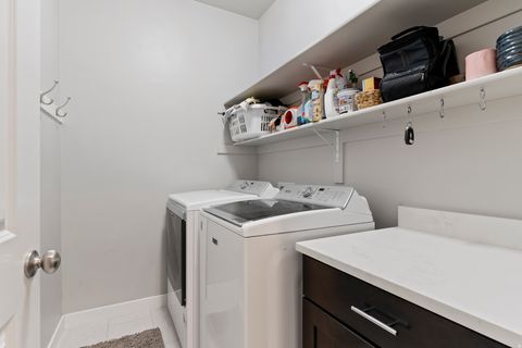 Tiny photo for 3352 N 1100 W, Pleasant View, UT 84414 (MLS # 2141062)