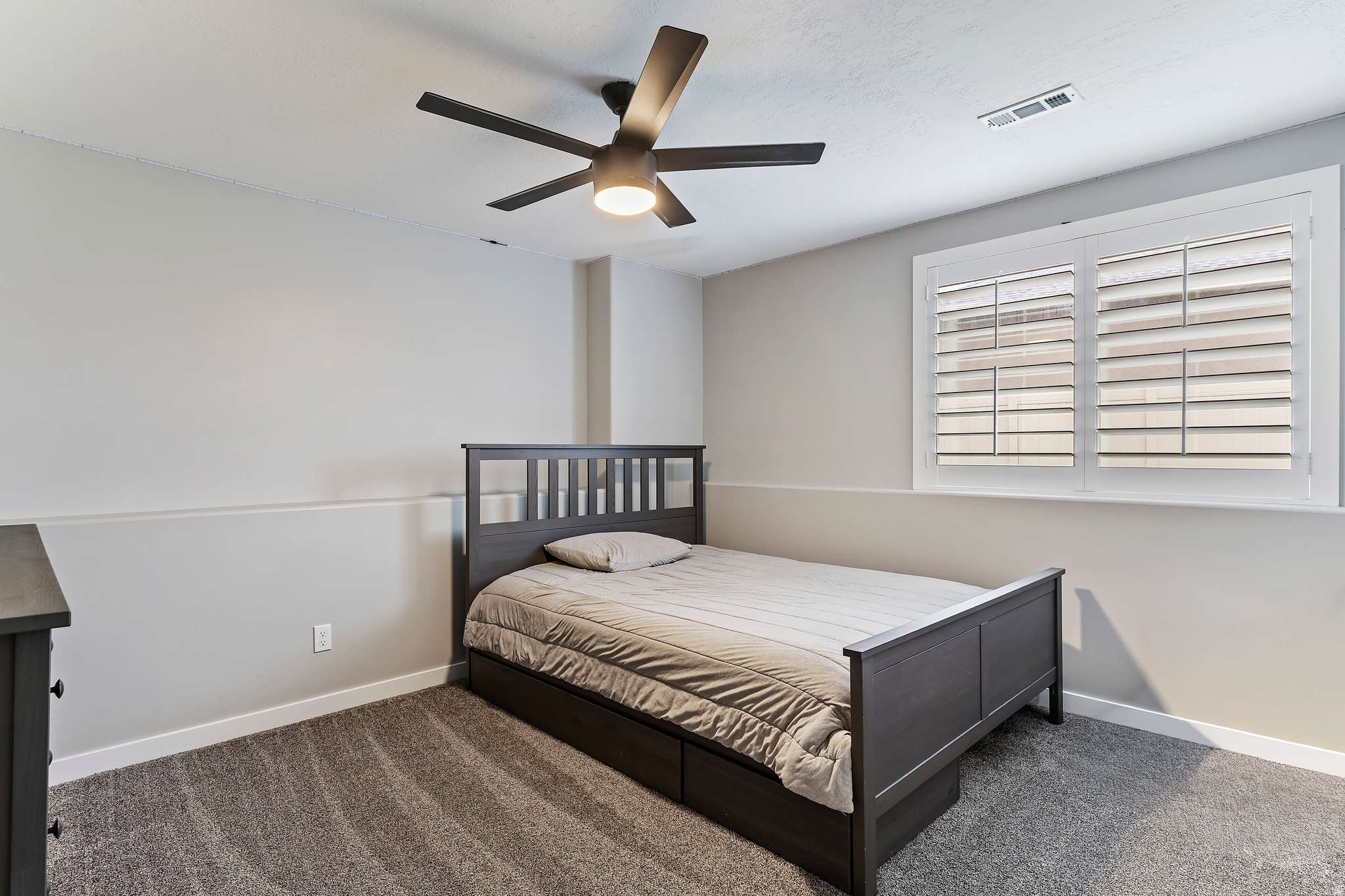 COUNTRY FIELDS 112 - Residential