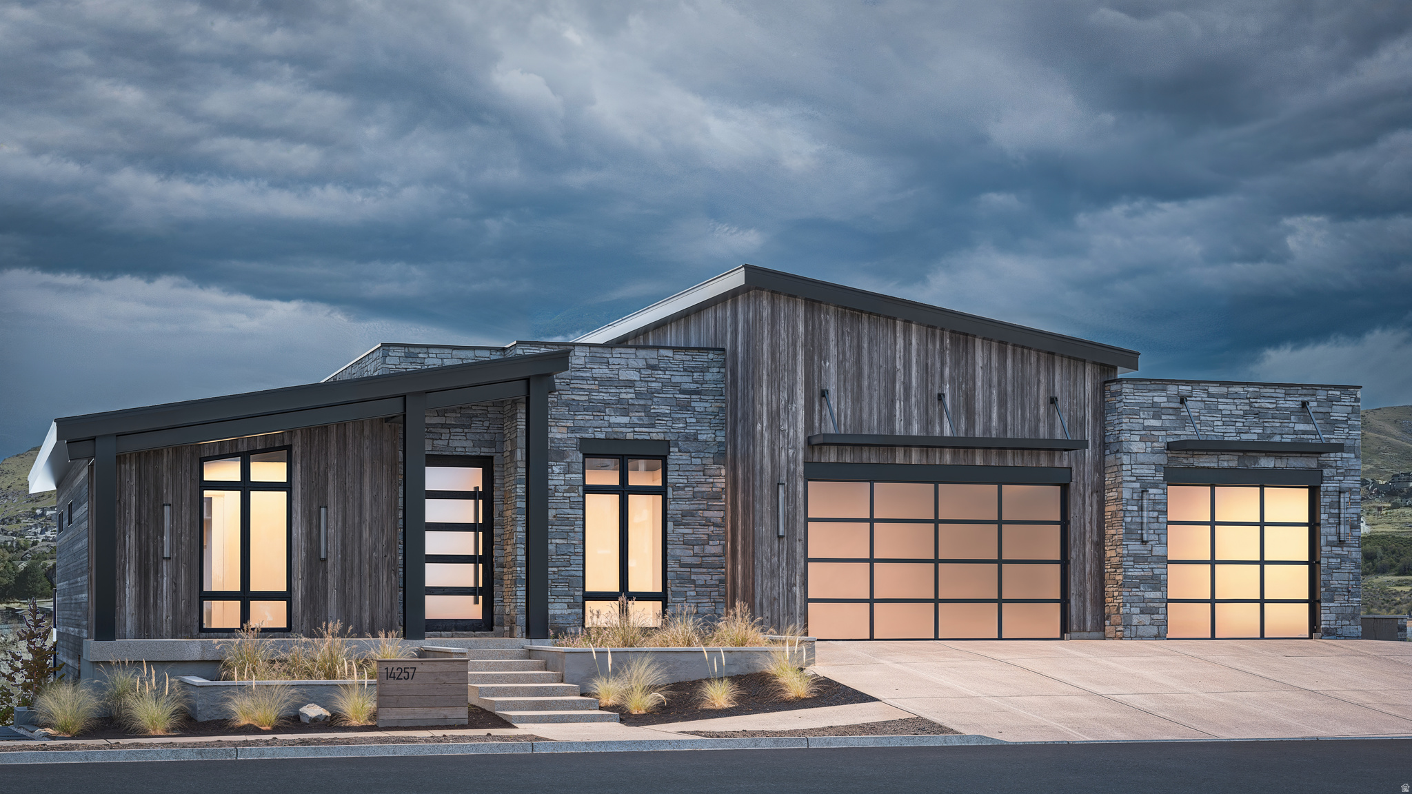 RIDGES AT ROSE CANYON - Residential