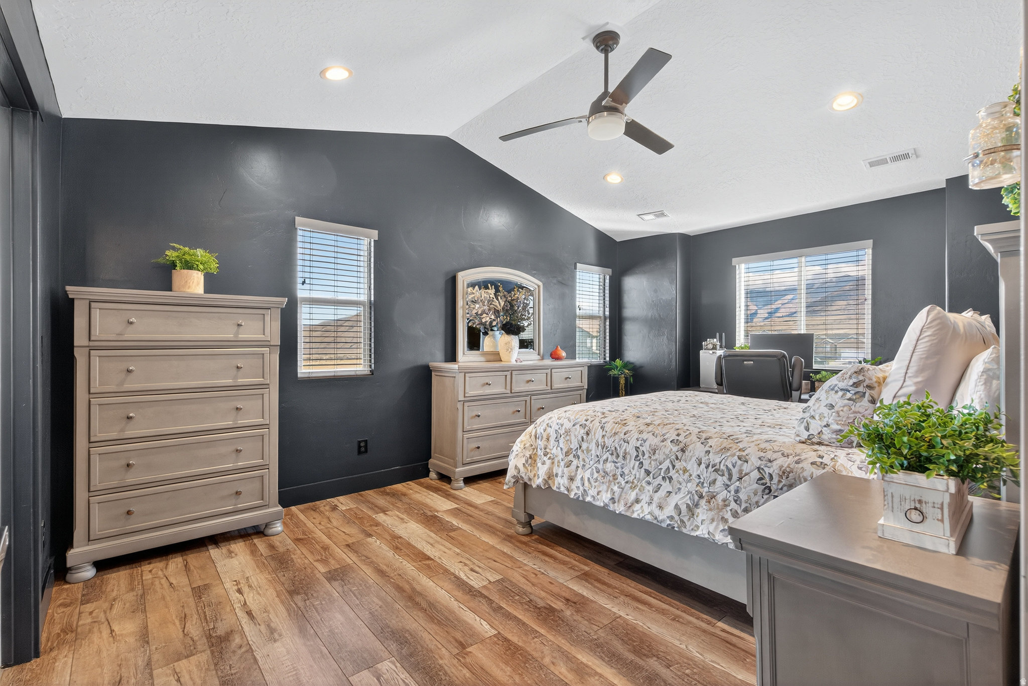 VISTA LINDA SUBDIVISION - Residential