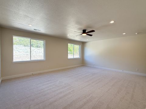 Tiny photo for 770 E MOUNTAIN RD, North Ogden, UT 84414 (MLS # 2146823)