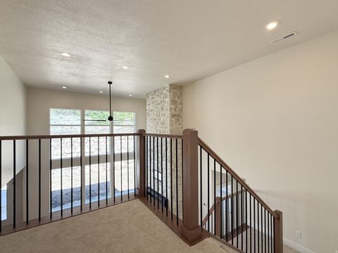Tiny photo for 770 E MOUNTAIN RD, North Ogden, UT 84414 (MLS # 2146823)