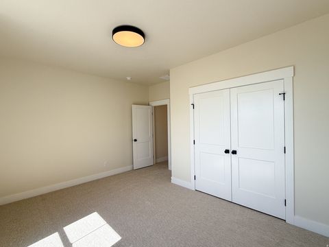 Tiny photo for 770 E MOUNTAIN RD, North Ogden, UT 84414 (MLS # 2146823)