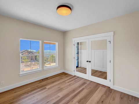 Tiny photo for 770 E MOUNTAIN RD, North Ogden, UT 84414 (MLS # 2146823)