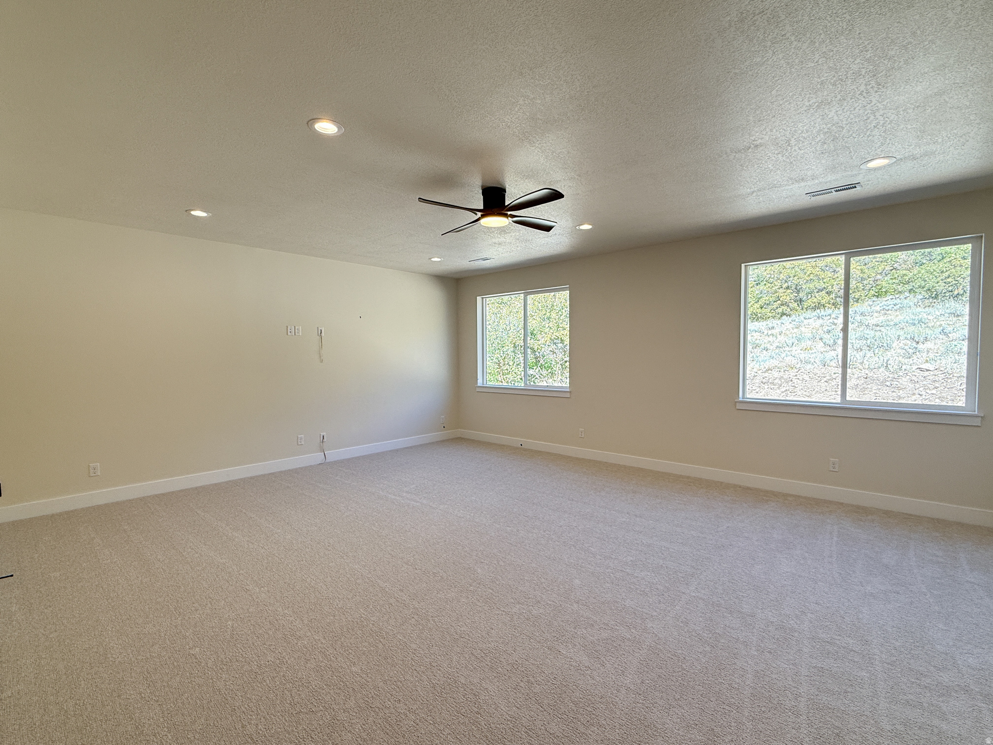 NORTH VIEW ESTATES - Residential