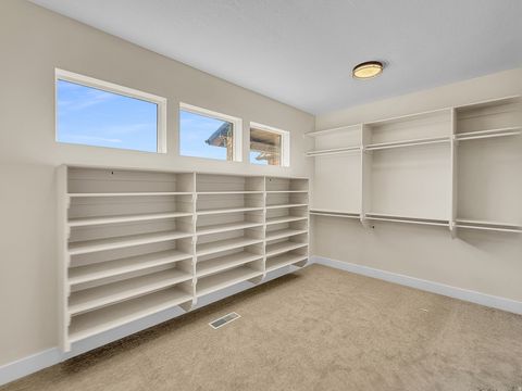 Tiny photo for 770 E MOUNTAIN RD, North Ogden, UT 84414 (MLS # 2146823)