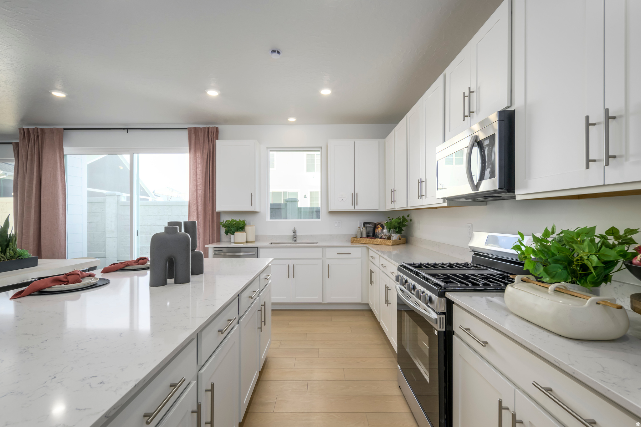SIENNA HILLS - Residential