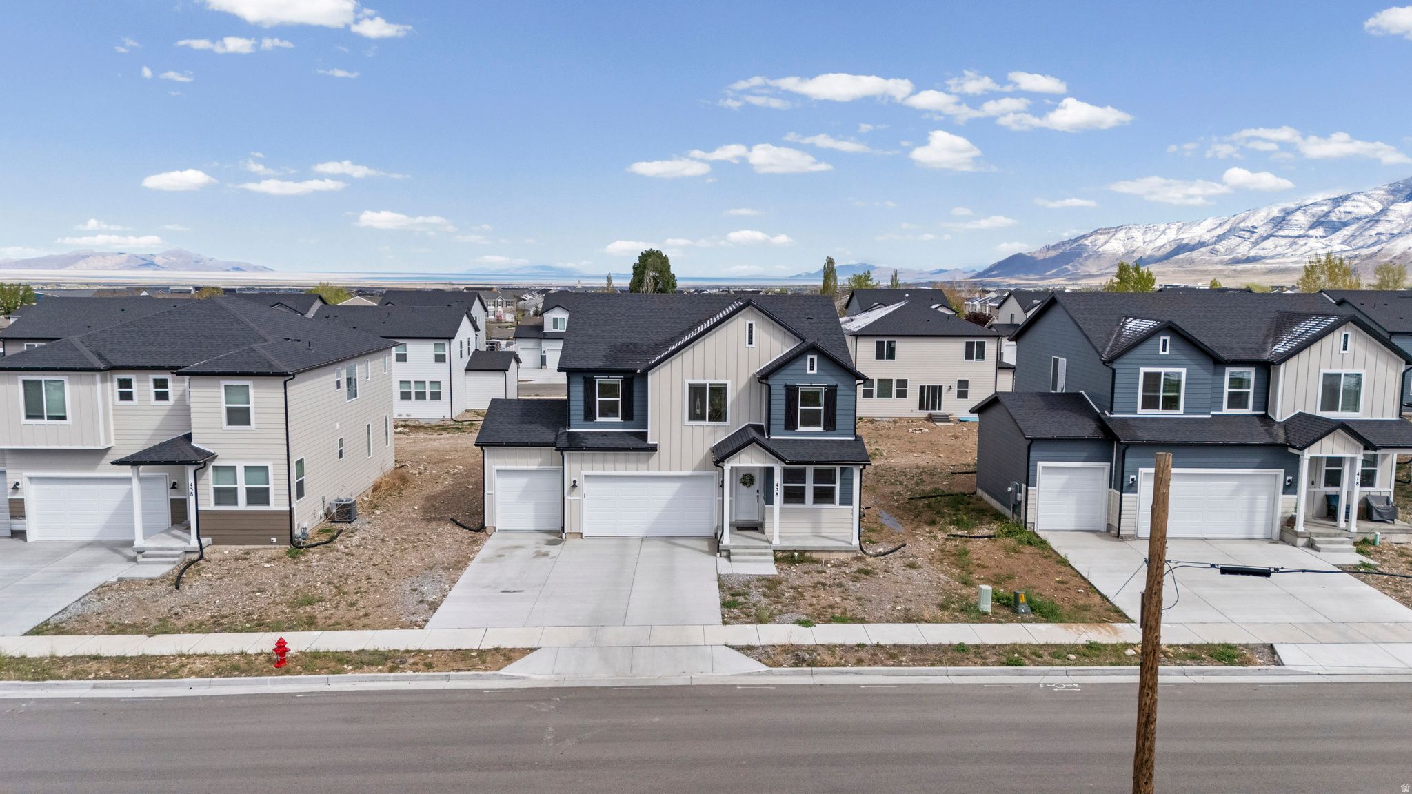 VISTA MEADOWS - Residential