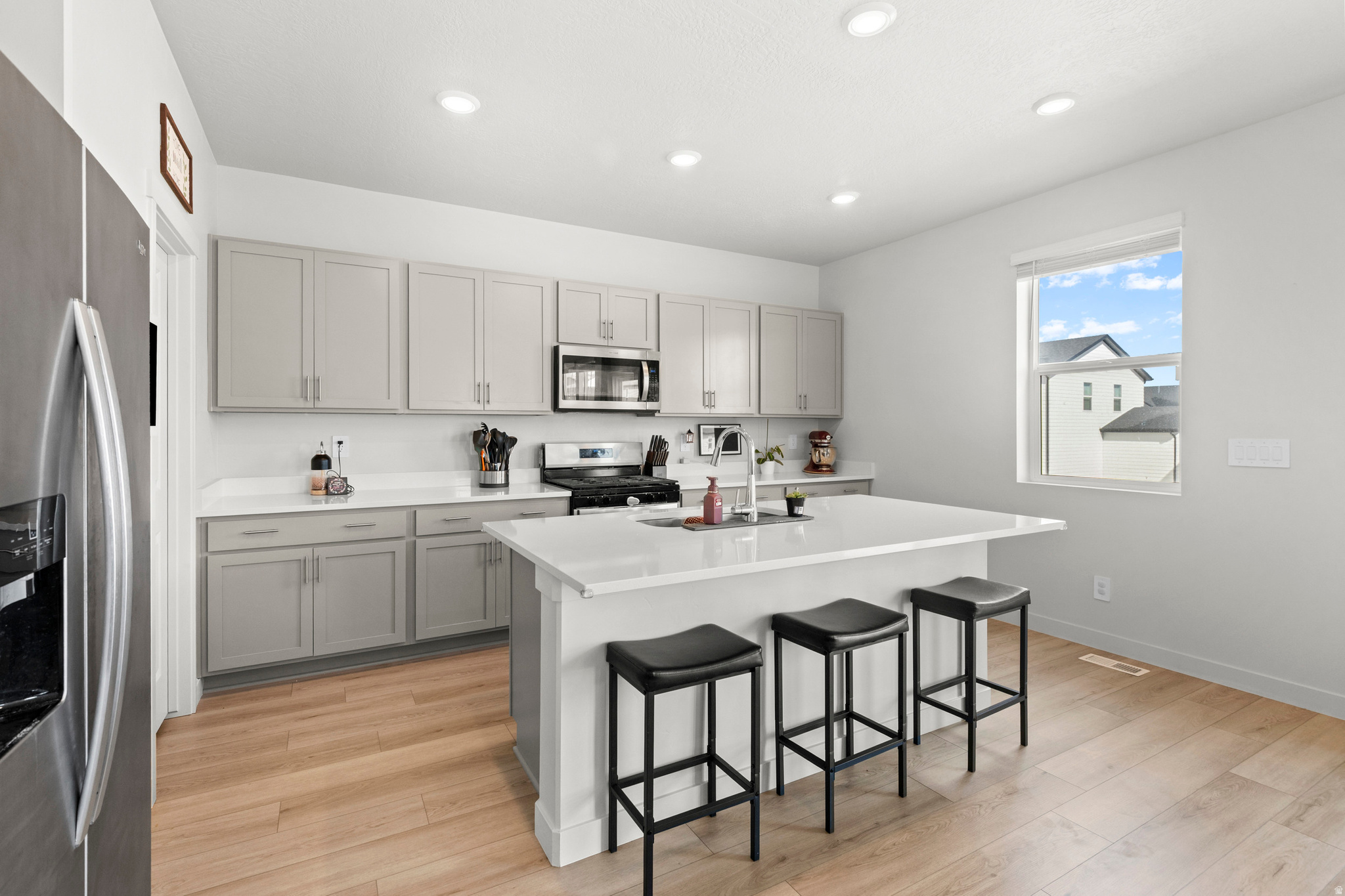 VISTA MEADOWS - Residential