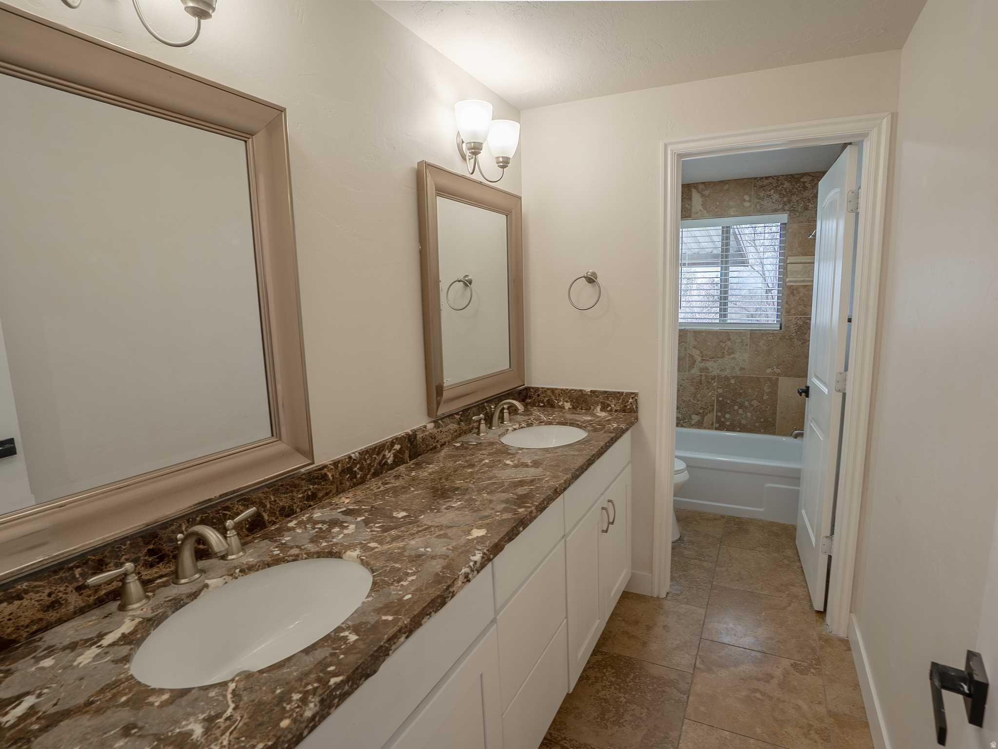 FLAT IRON MESA SUB - Residential