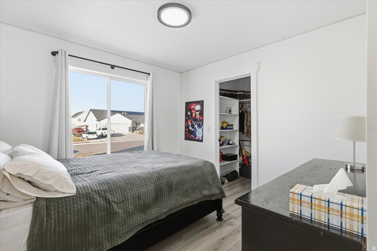 EASTSIDE VIEW - Residential