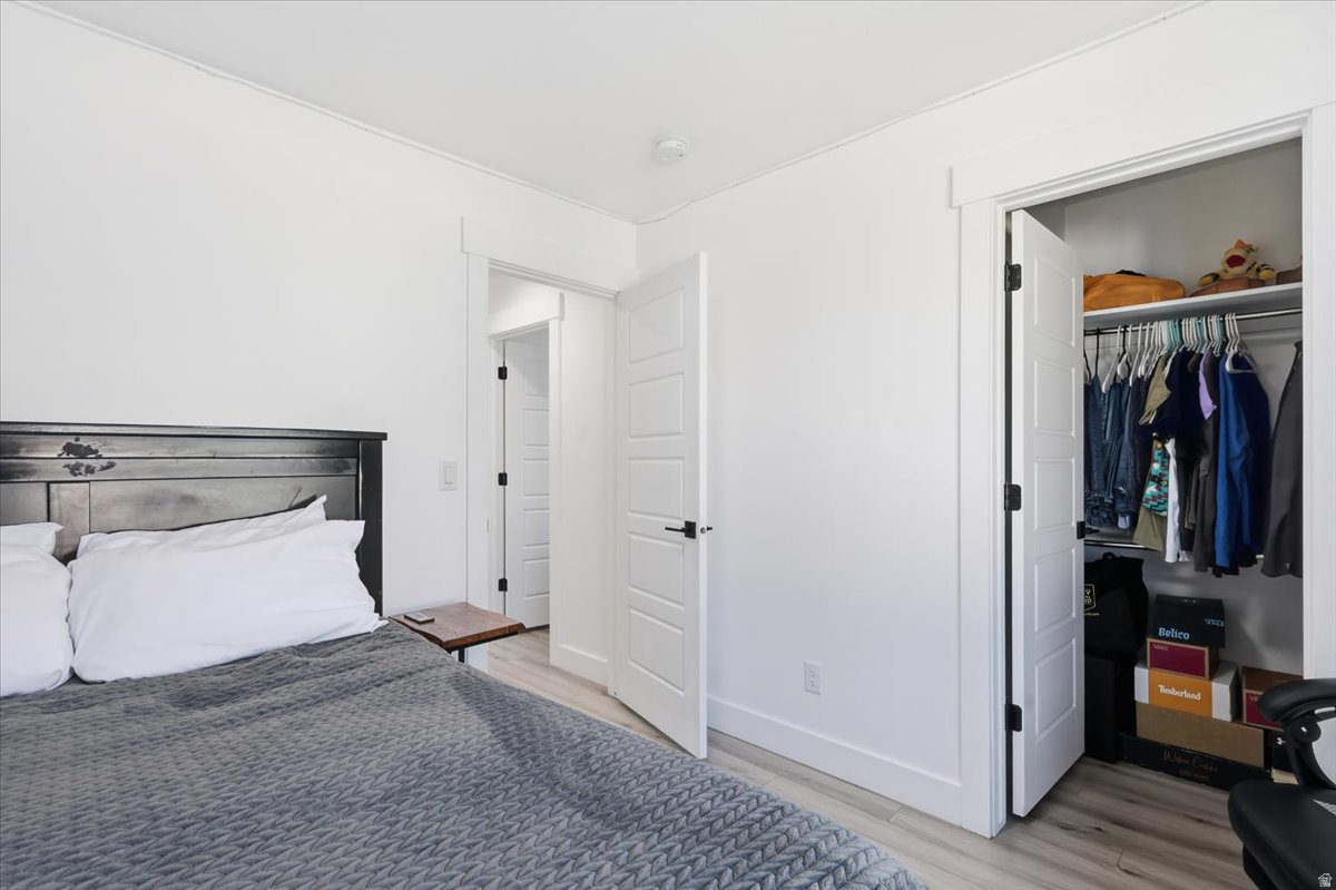 EASTSIDE VIEW - Residential