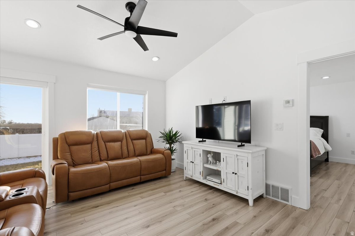 EASTSIDE VIEW - Residential