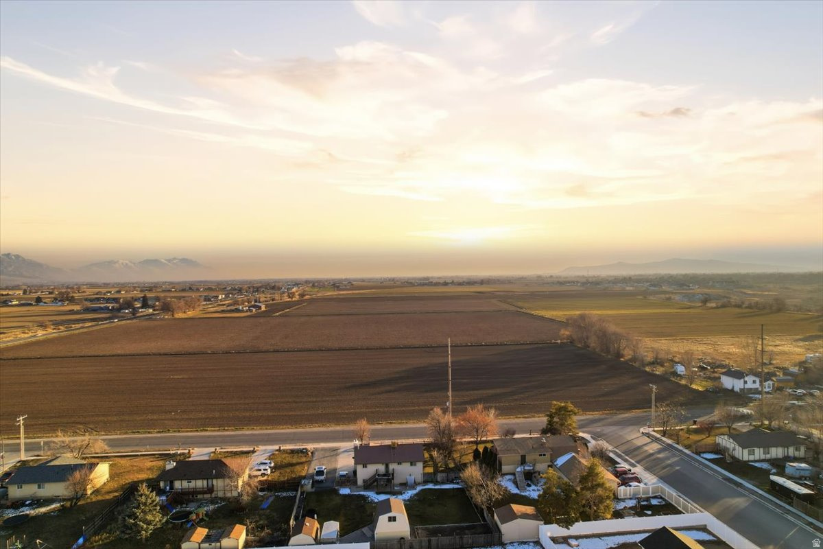 EASTSIDE VIEW - Residential