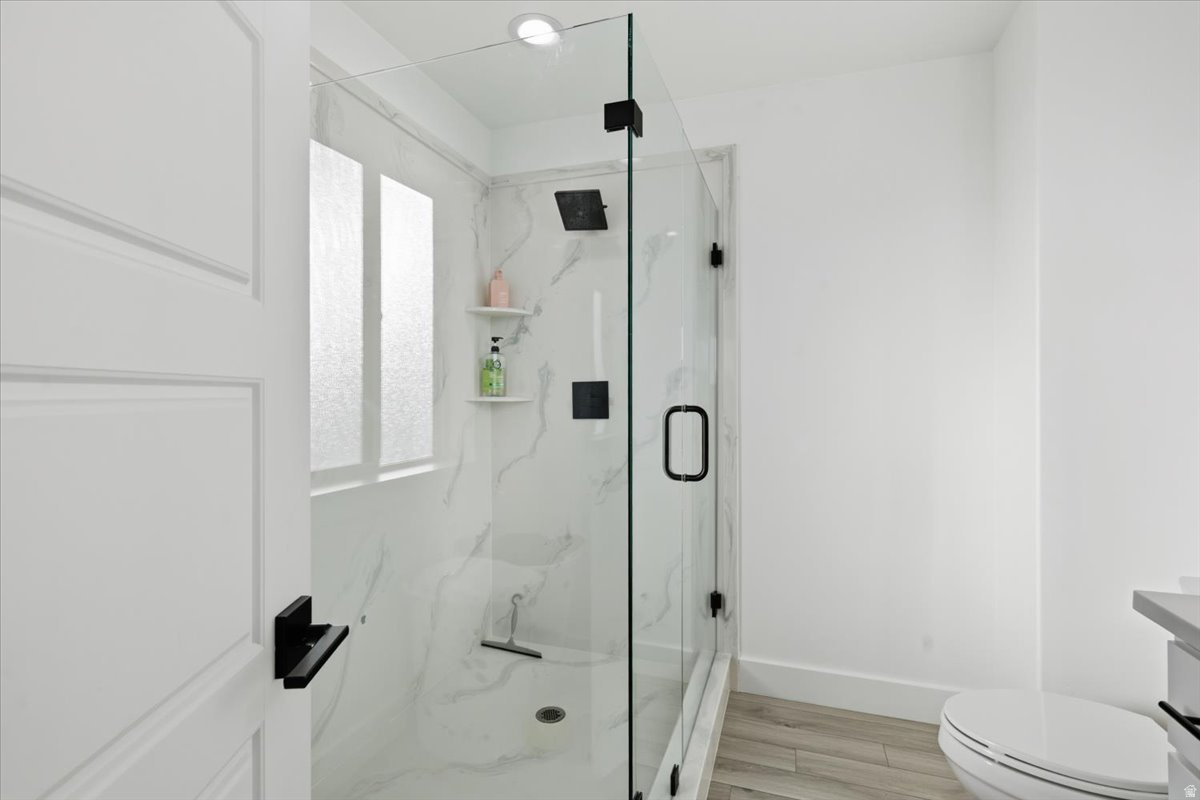 EASTSIDE VIEW - Residential