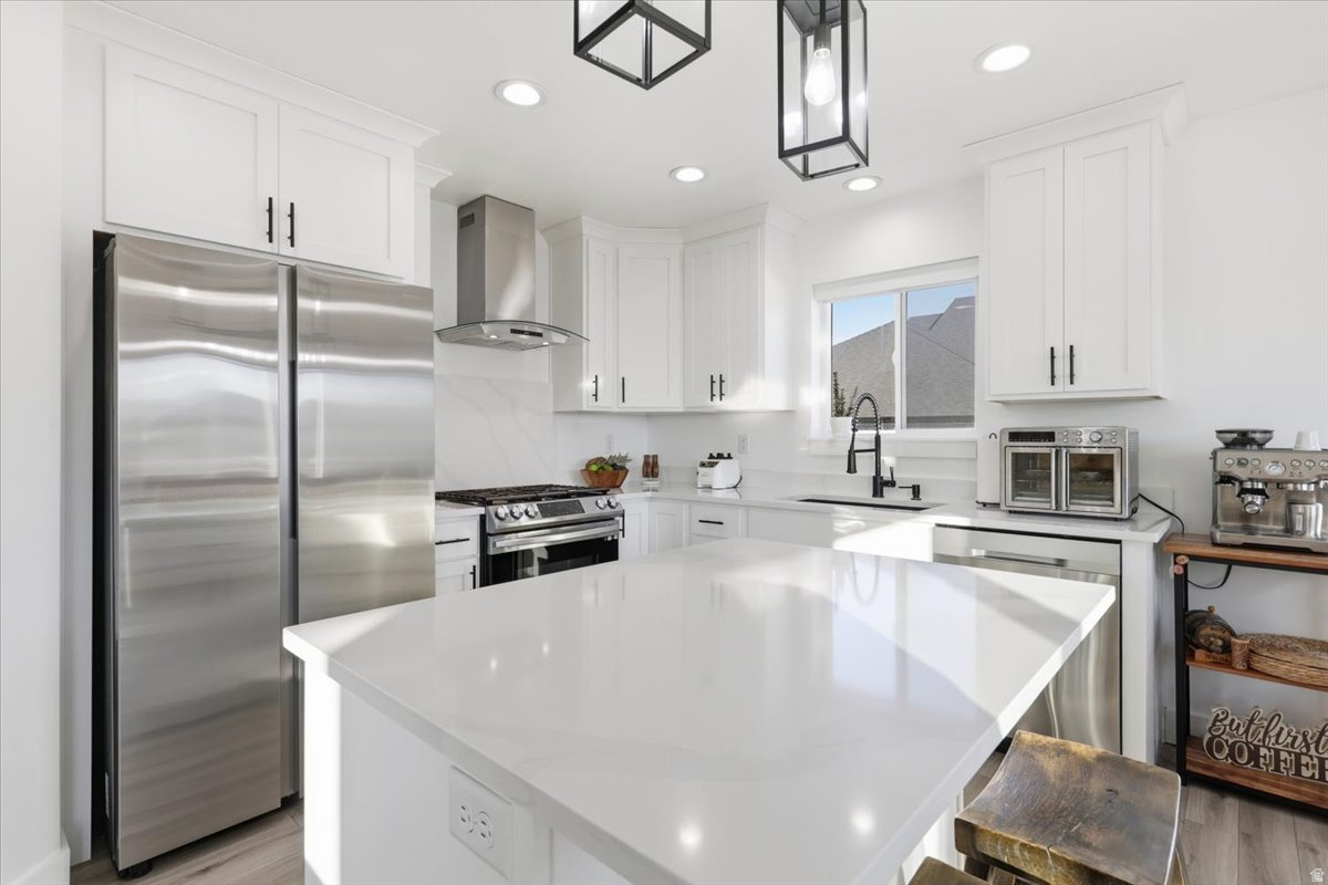 EASTSIDE VIEW - Residential