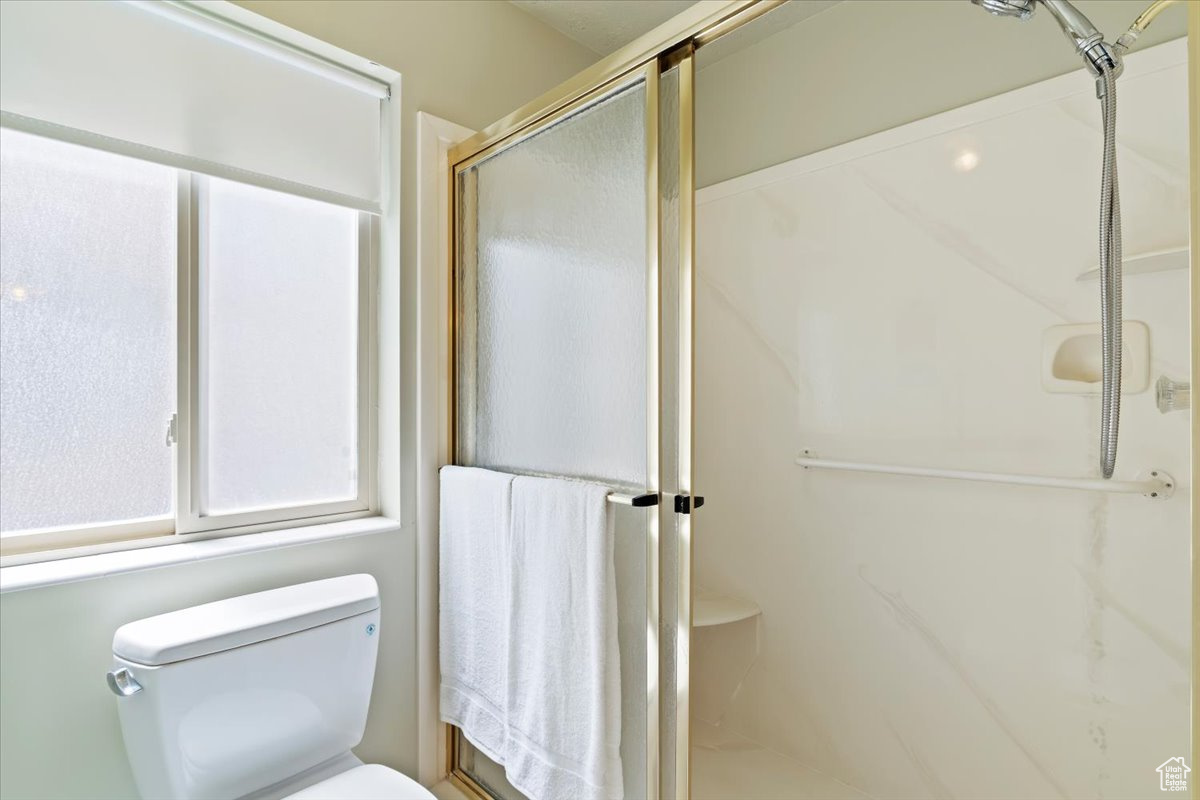 RIVER COVE PHASE 1 - Residential