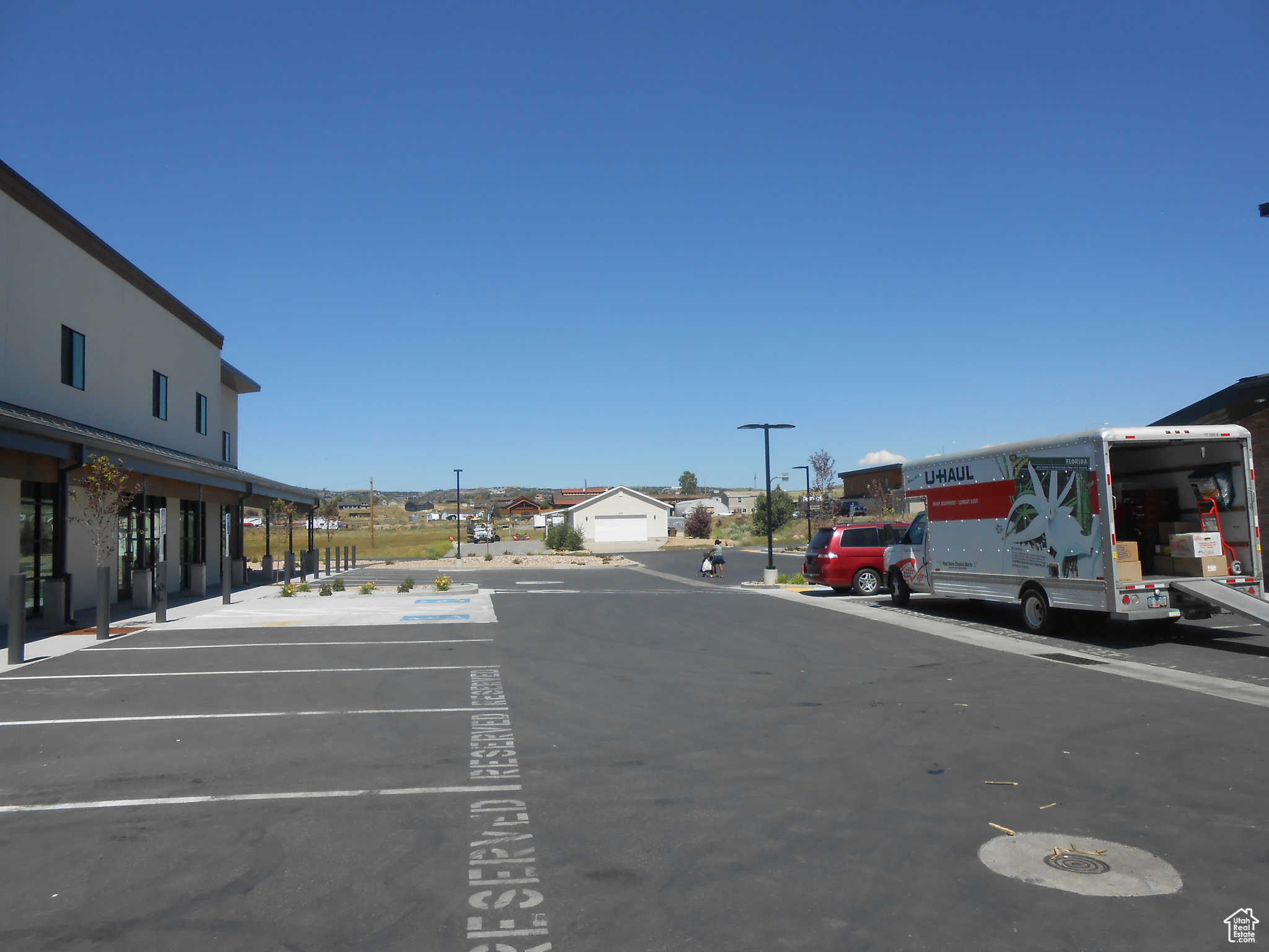 SILVER CREEK ESTATES - Commercial Lease