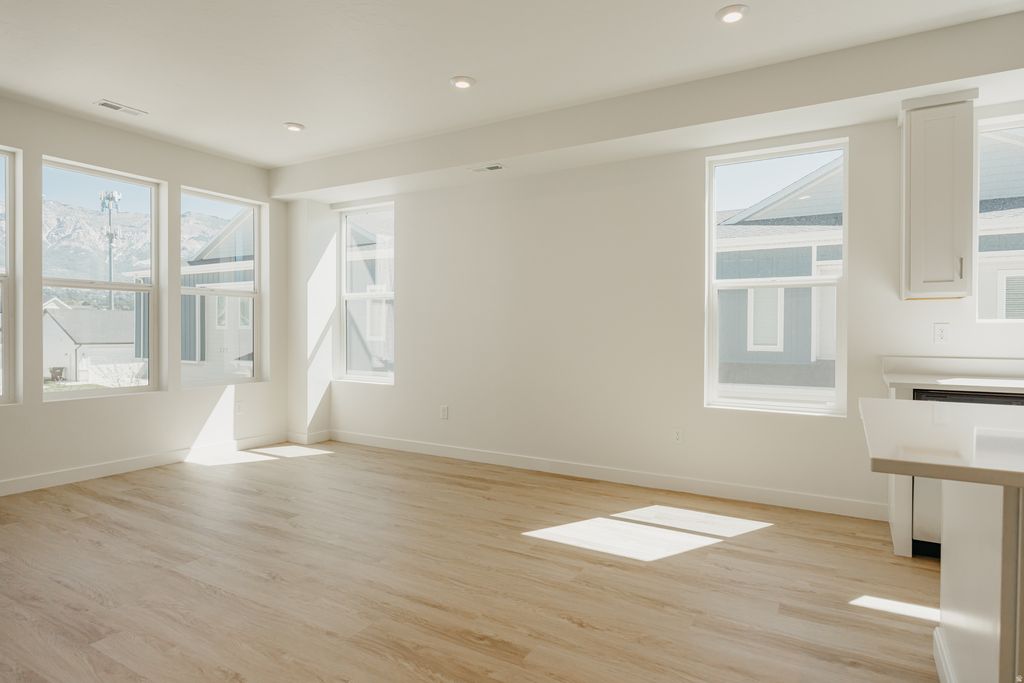 Photo of 247 E 1850 N #7, North Ogden, UT 84414 (MLS # 2121541)