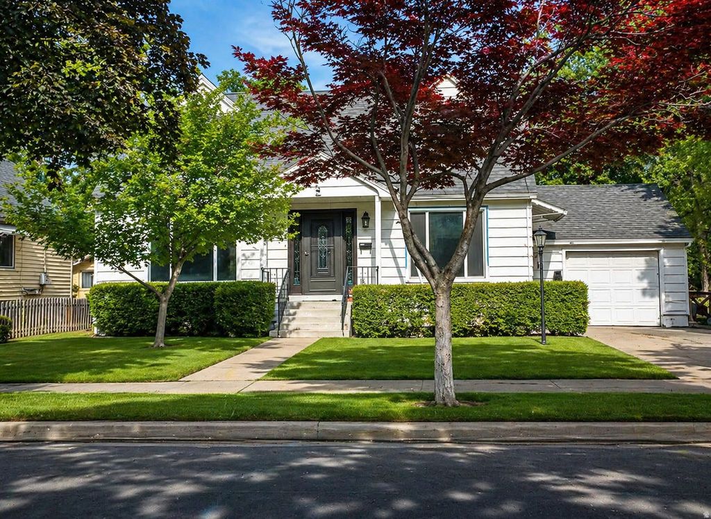 Photo of 658 N 100 E, Logan, UT 84321 (MLS # 2153685)