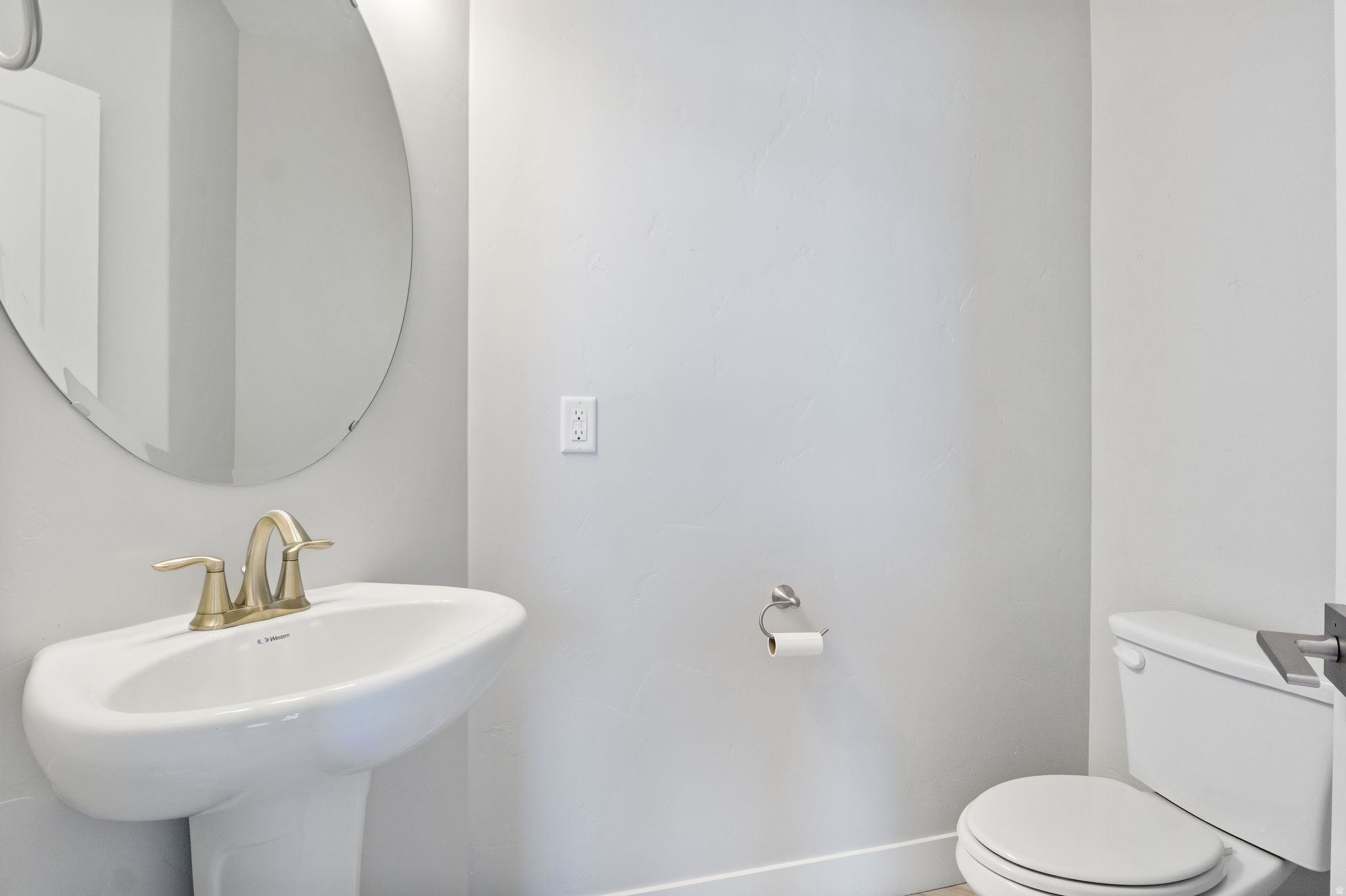 LEHI GATEWAY - Residential Lease