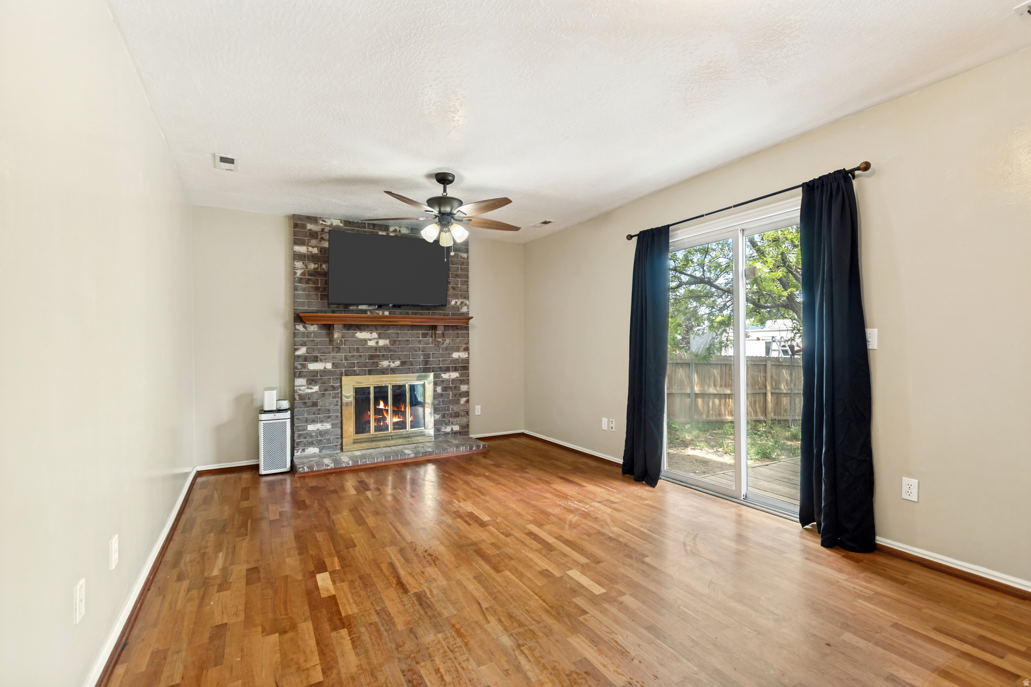 MIDDLE CANYON ESTATE - Residential