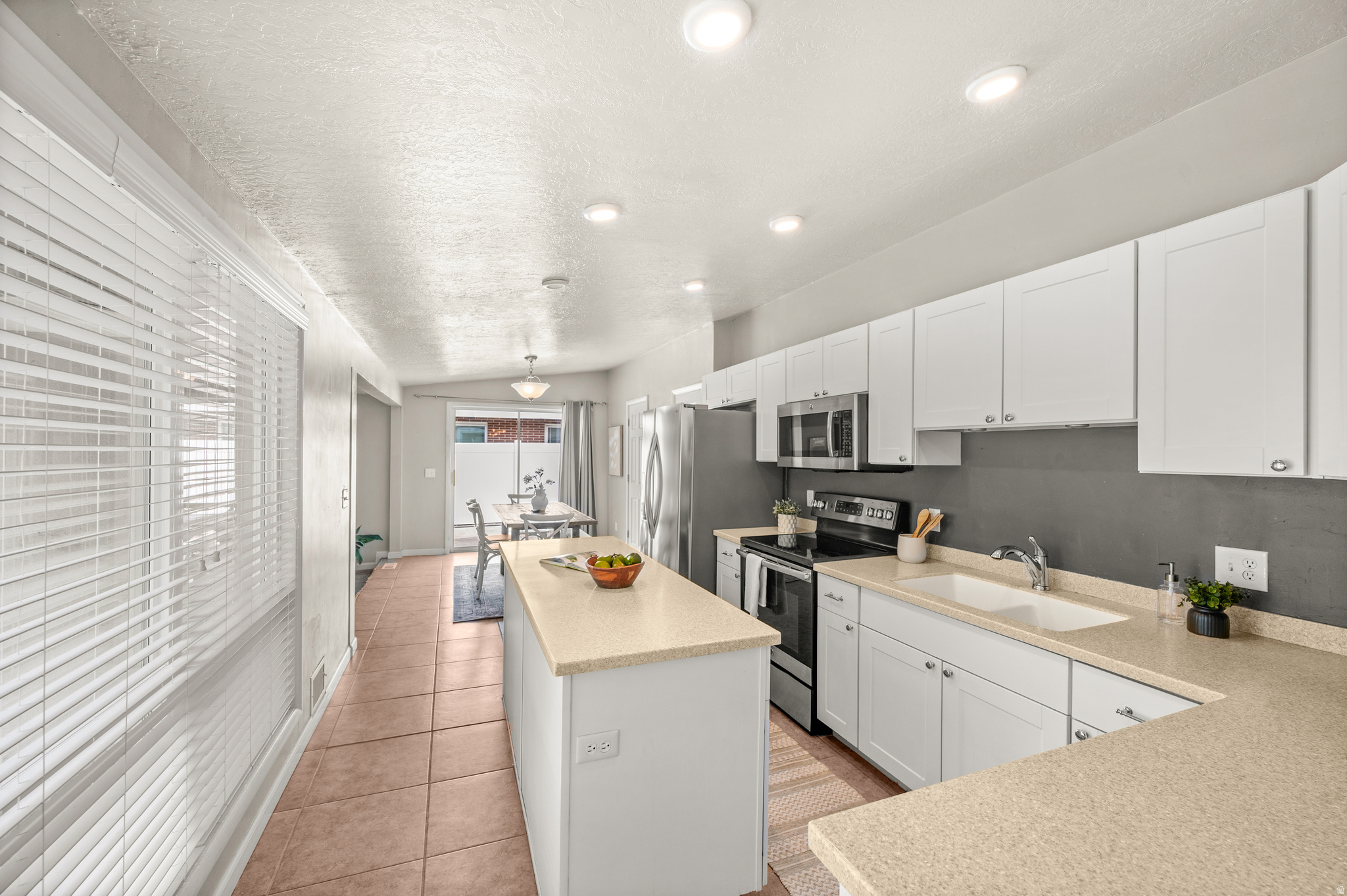 CAROLE - Residential