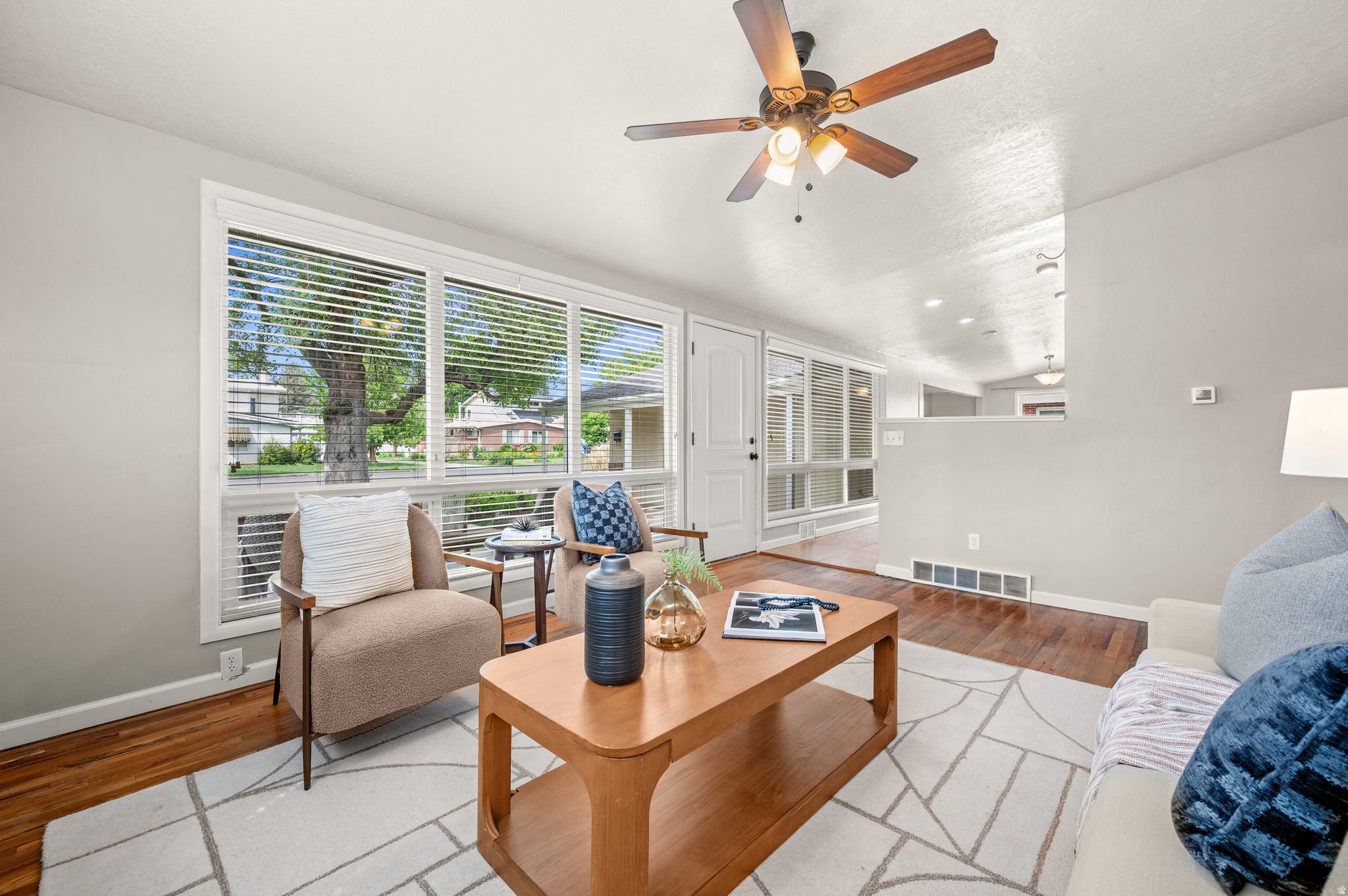 CAROLE - Residential