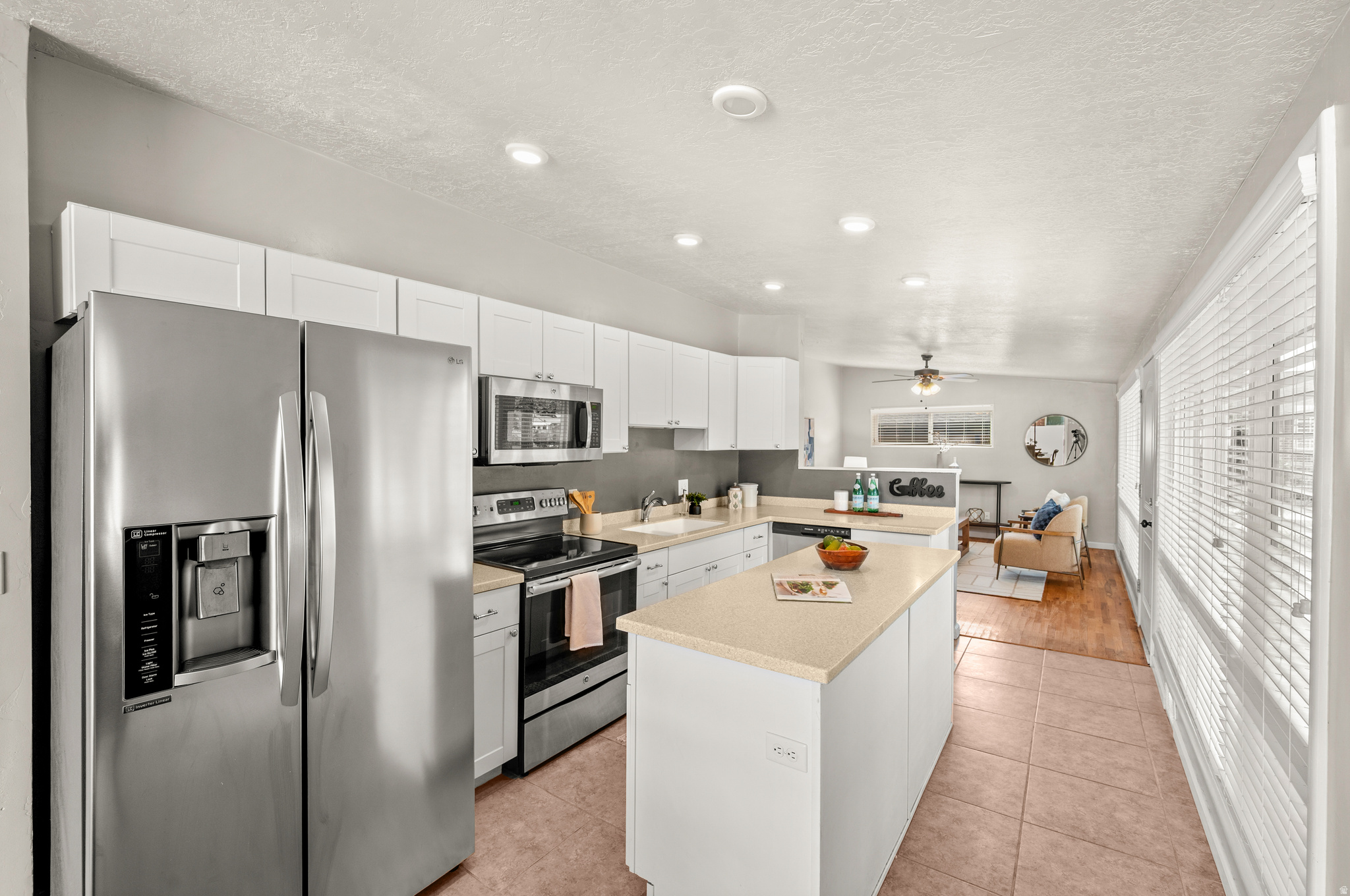 CAROLE - Residential