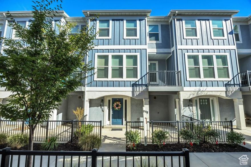 Welcome to this Stunning modern townhome located in a well-maintenance neighborhood. This home features an open floor plan with lot of natural light. Perfect blend of modern design and comfy living with high-end finishes. Stainless steel appliances. Master suite.  Home close to the shopping center, Bangerter highway and I215. Square footage figures are provided as a courtesy estimate only and were obtained for the county measurement. Buyer is advised to obtain an independent measurement.