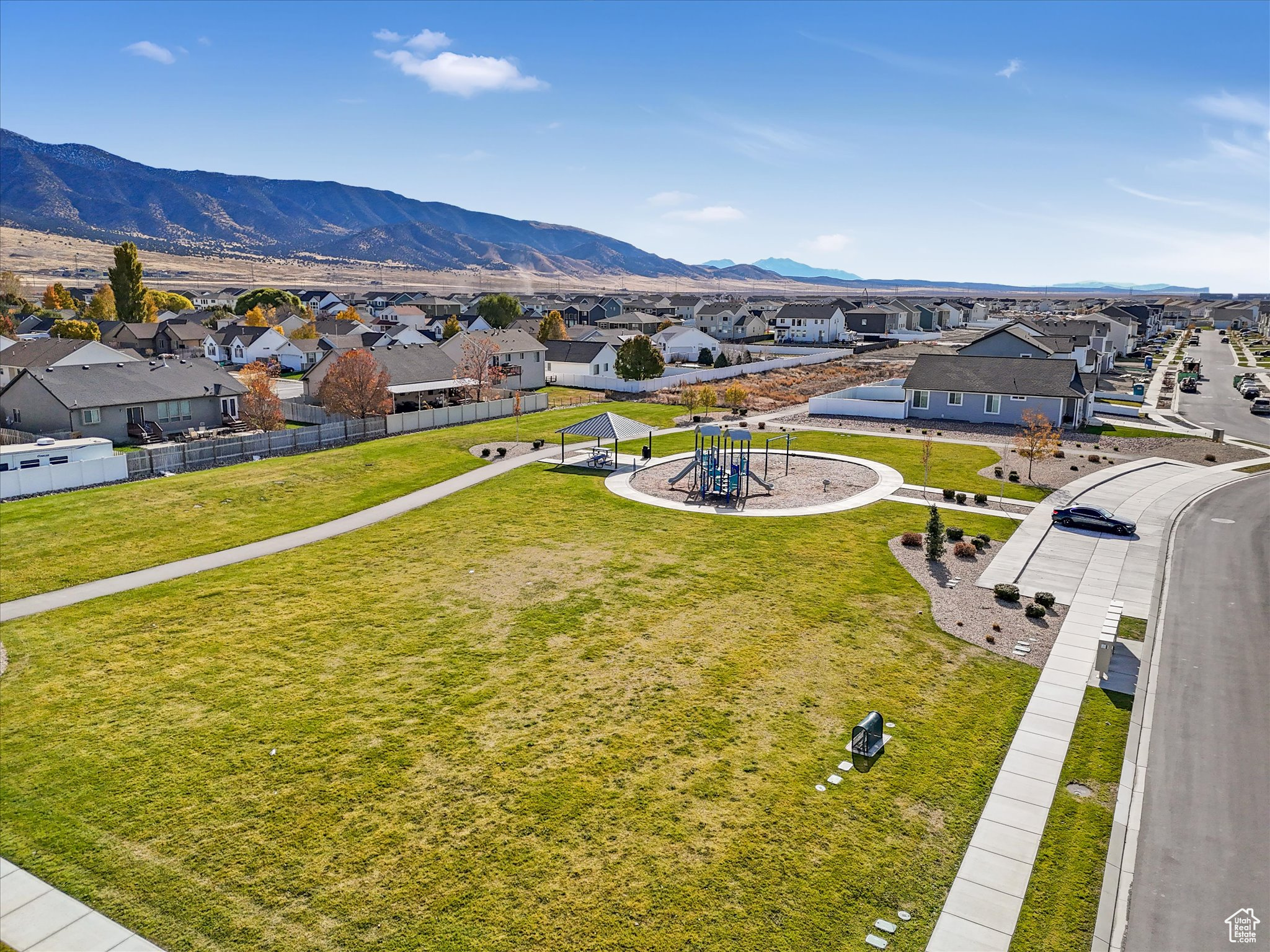 3534 N Finch Ln, Eagle Mountain, Utah image 31