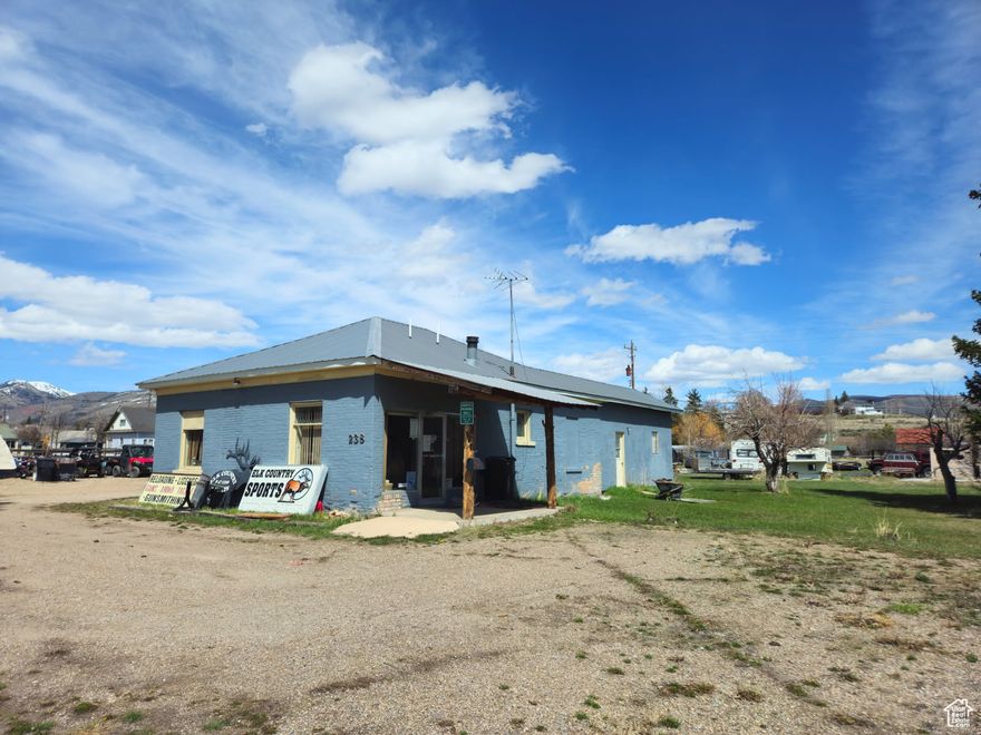 Huge price reductions! Large Price Reduction! Commercial building in a prime location along US HWY 30 in Montpelier Idaho. Spacious open front area with a work shop or storage area in the back. Back room also has a garage door to bring larger items in and out.  Good sized lot with room to expand or for parking.  Lots of possibilities. Bring your business to Bear Lake. Contact listing agent for more info and to schedule your showings.