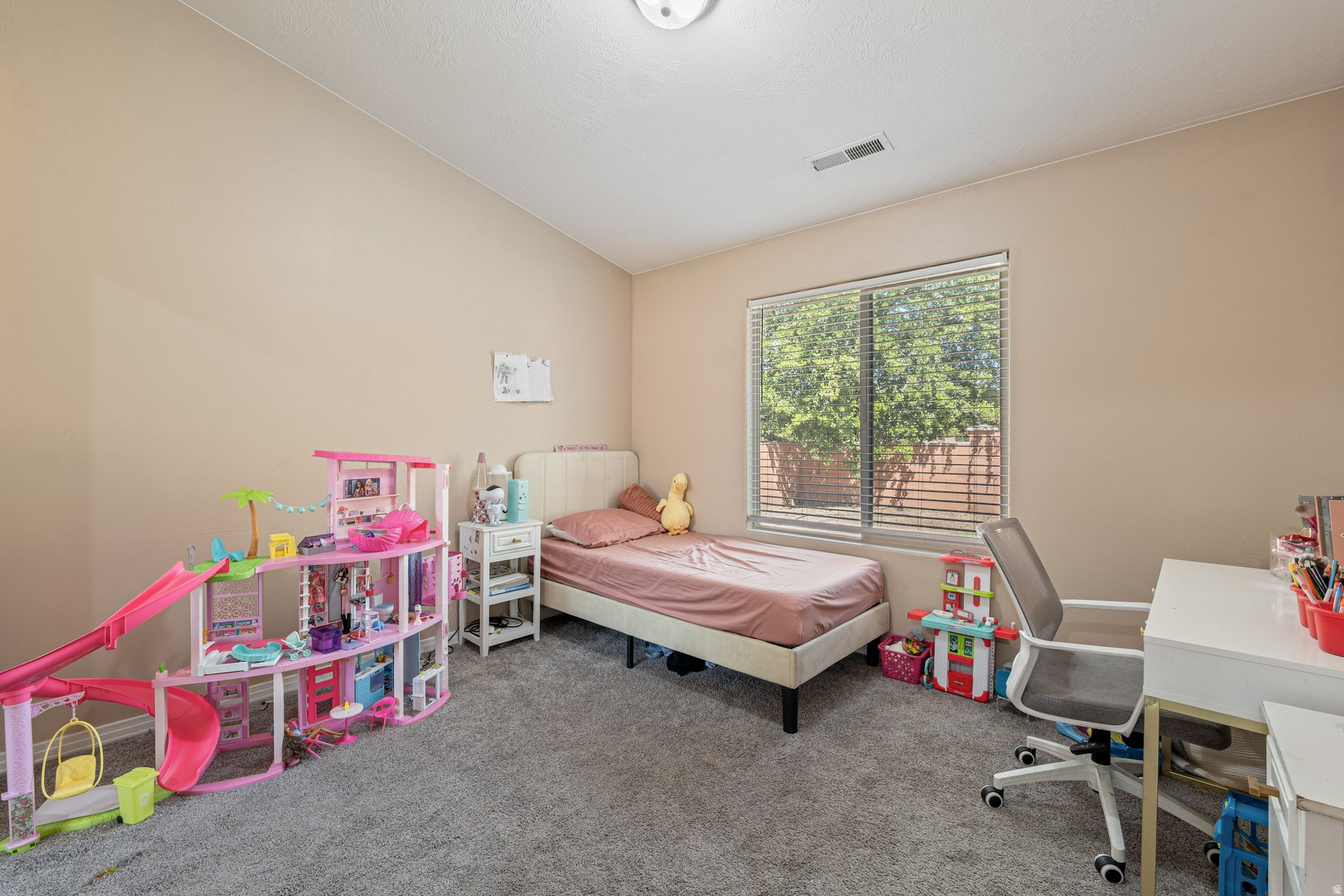 DESERT SANDS AT PAIN - Residential