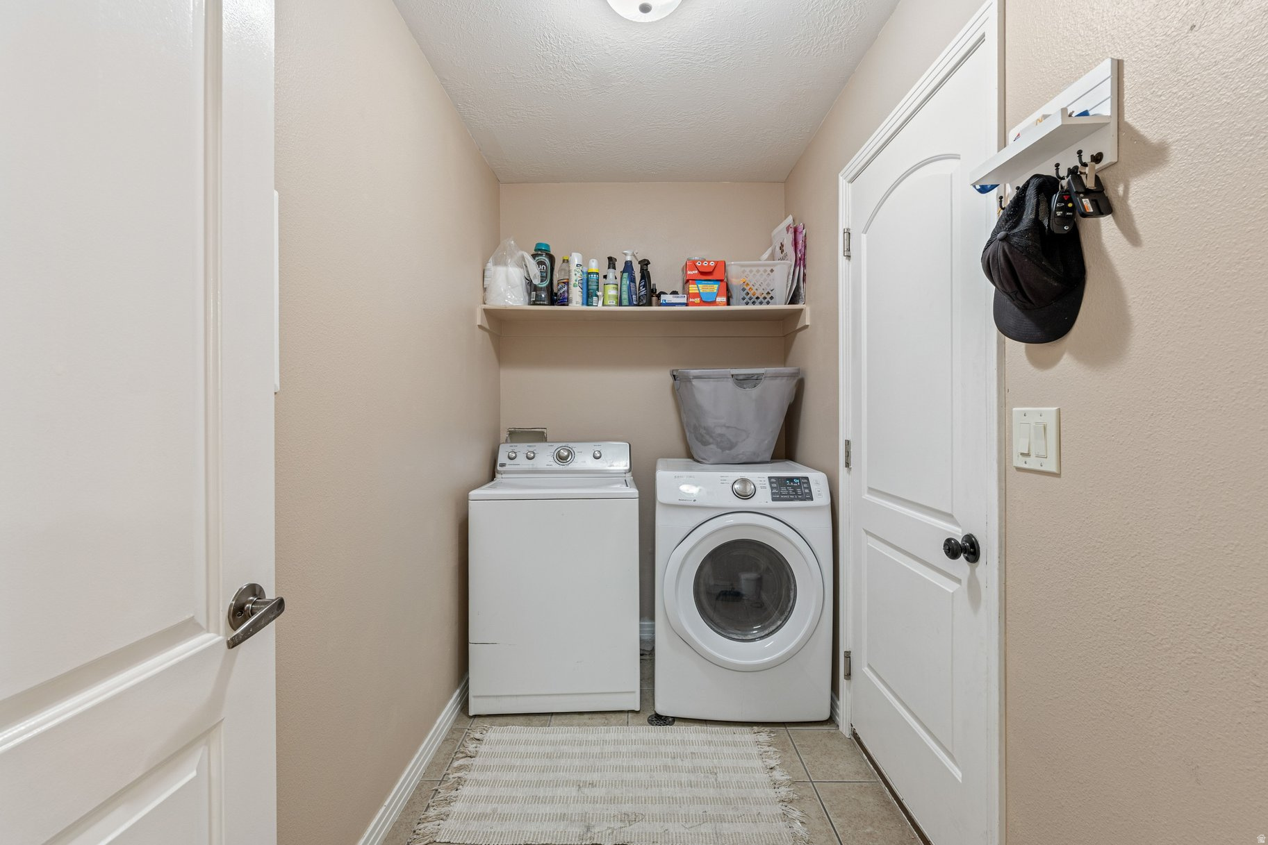 DESERT SANDS AT PAIN - Residential