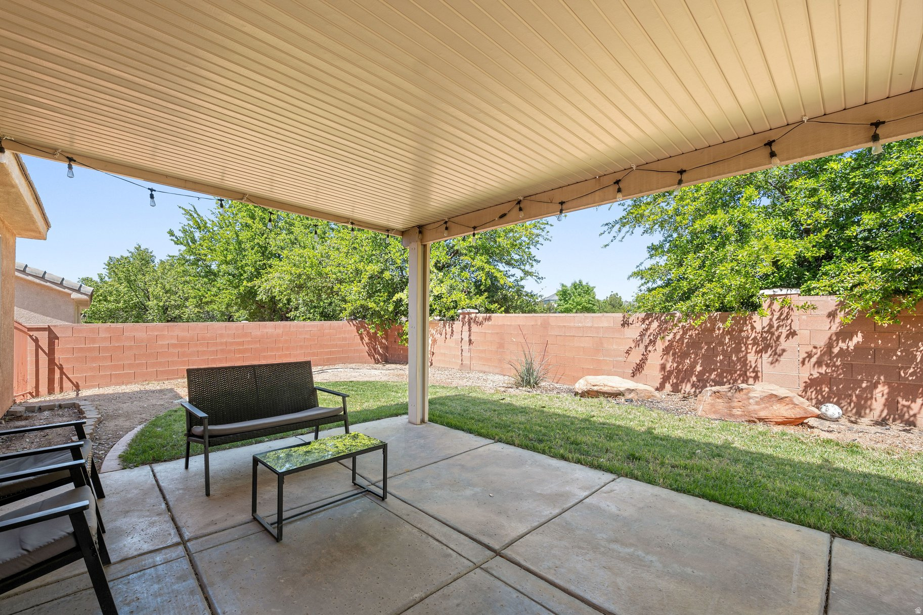 DESERT SANDS AT PAIN - Residential