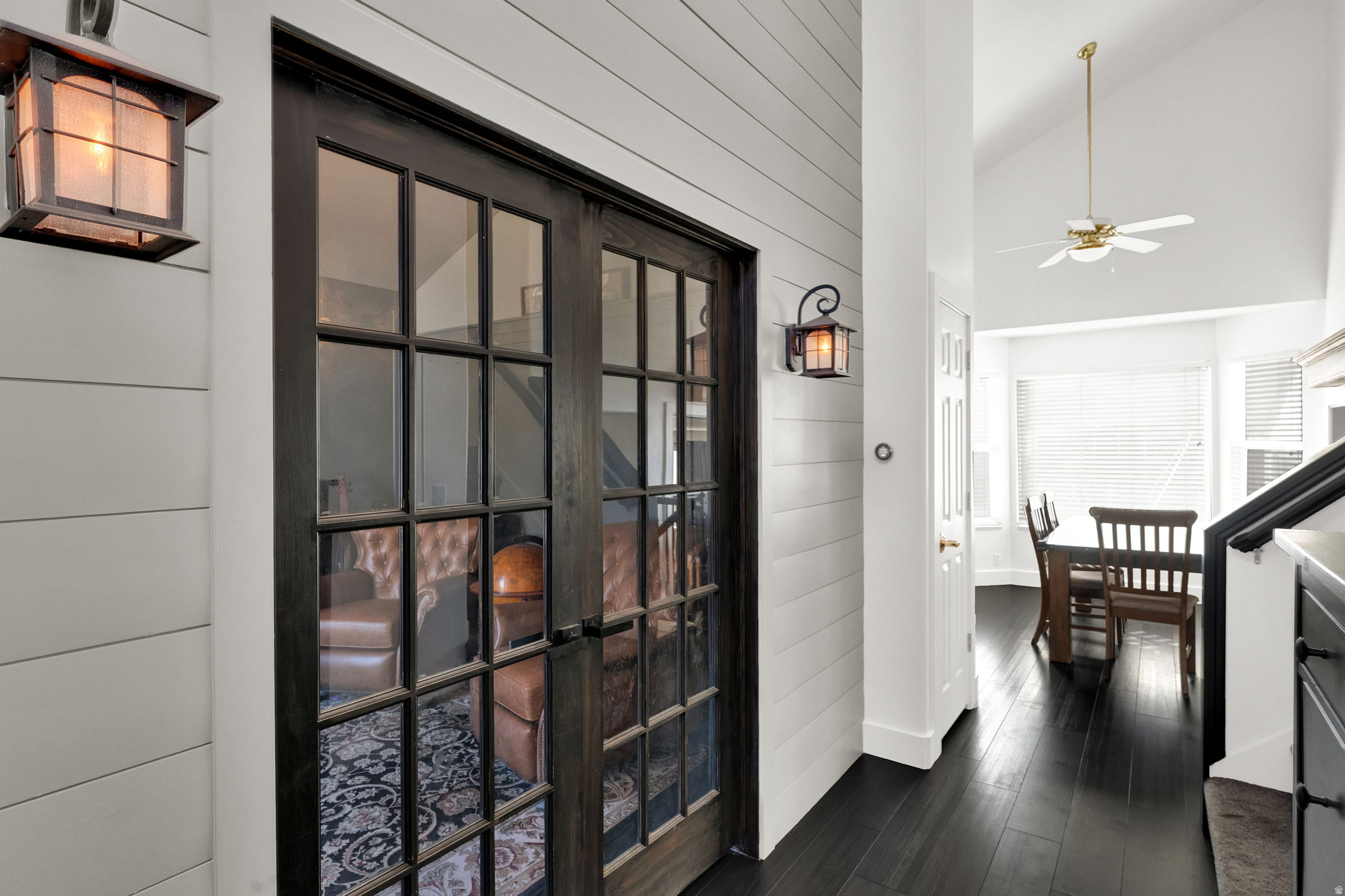 GOLDEN MEADOWS - Residential