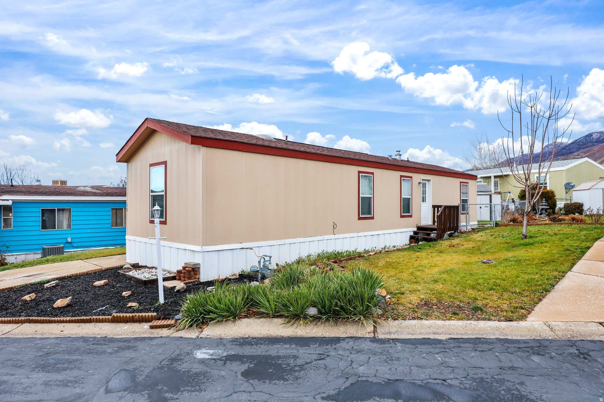 APPLE ACRES - Residential