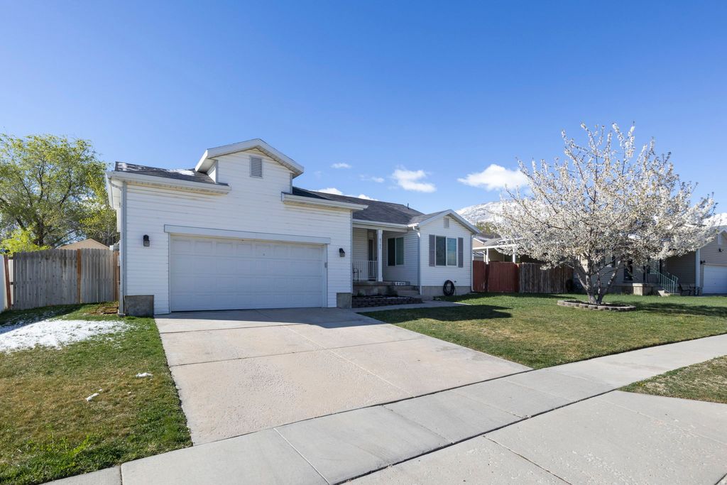 Photo of 8795 W FLORENCE DR, Magna, UT 84044 (MLS # 2148512)