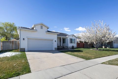 Tiny photo for 8795 W FLORENCE DR, Magna, UT 84044 (MLS # 2148512)