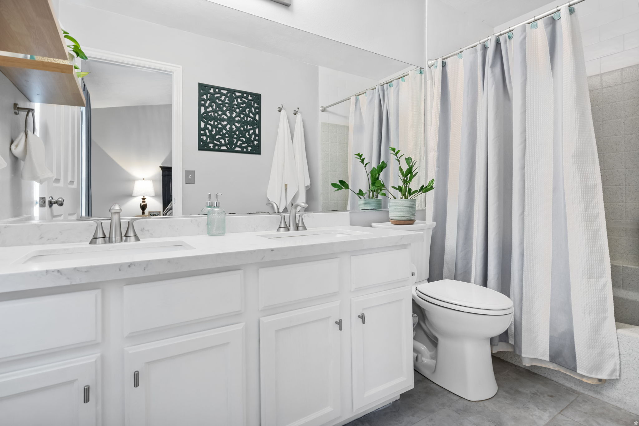 MOUNTAIN ESTATES #2 - Residential