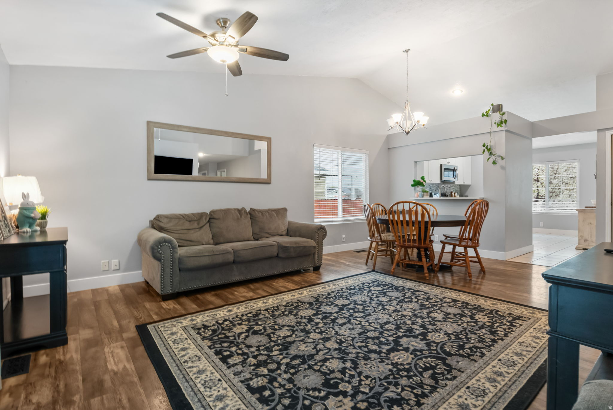 MOUNTAIN ESTATES #2 - Residential