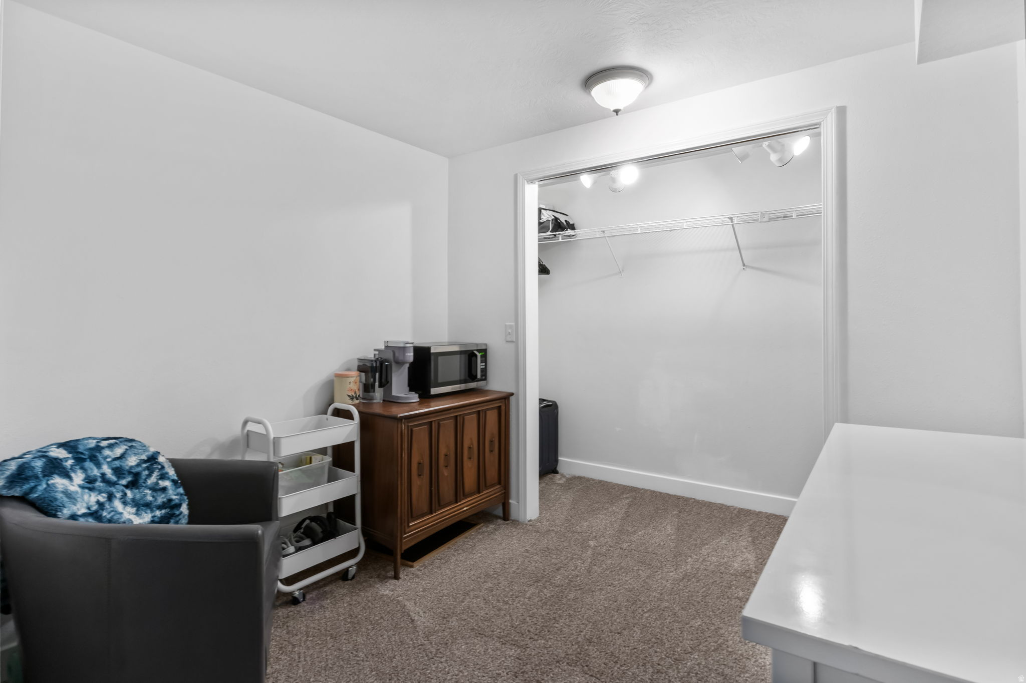 MOUNTAIN ESTATES #2 - Residential