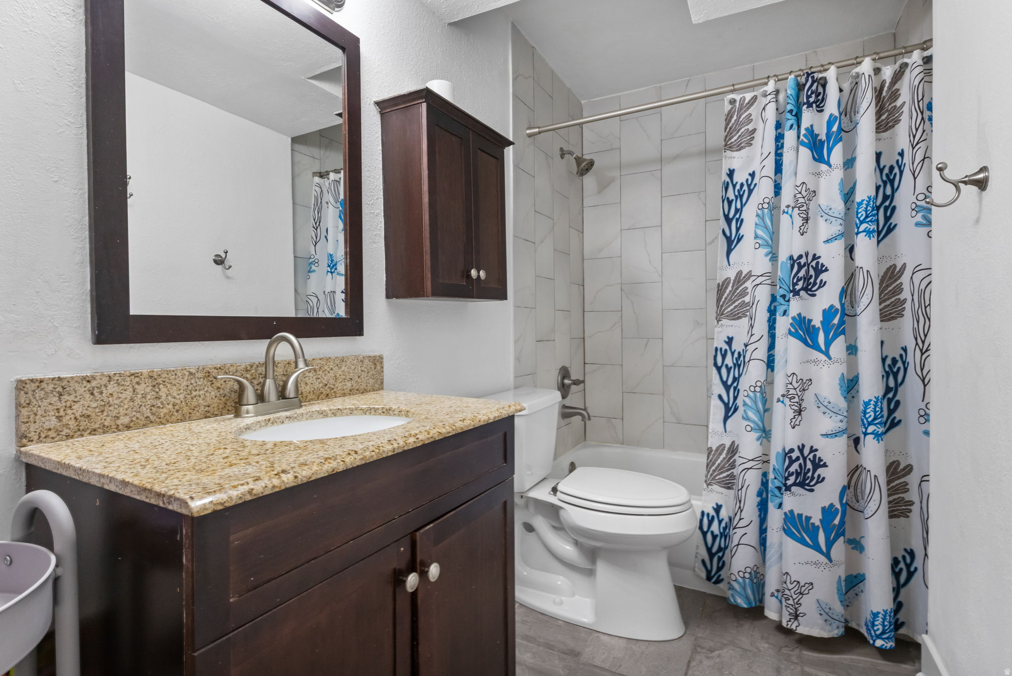 MOUNTAIN ESTATES #2 - Residential