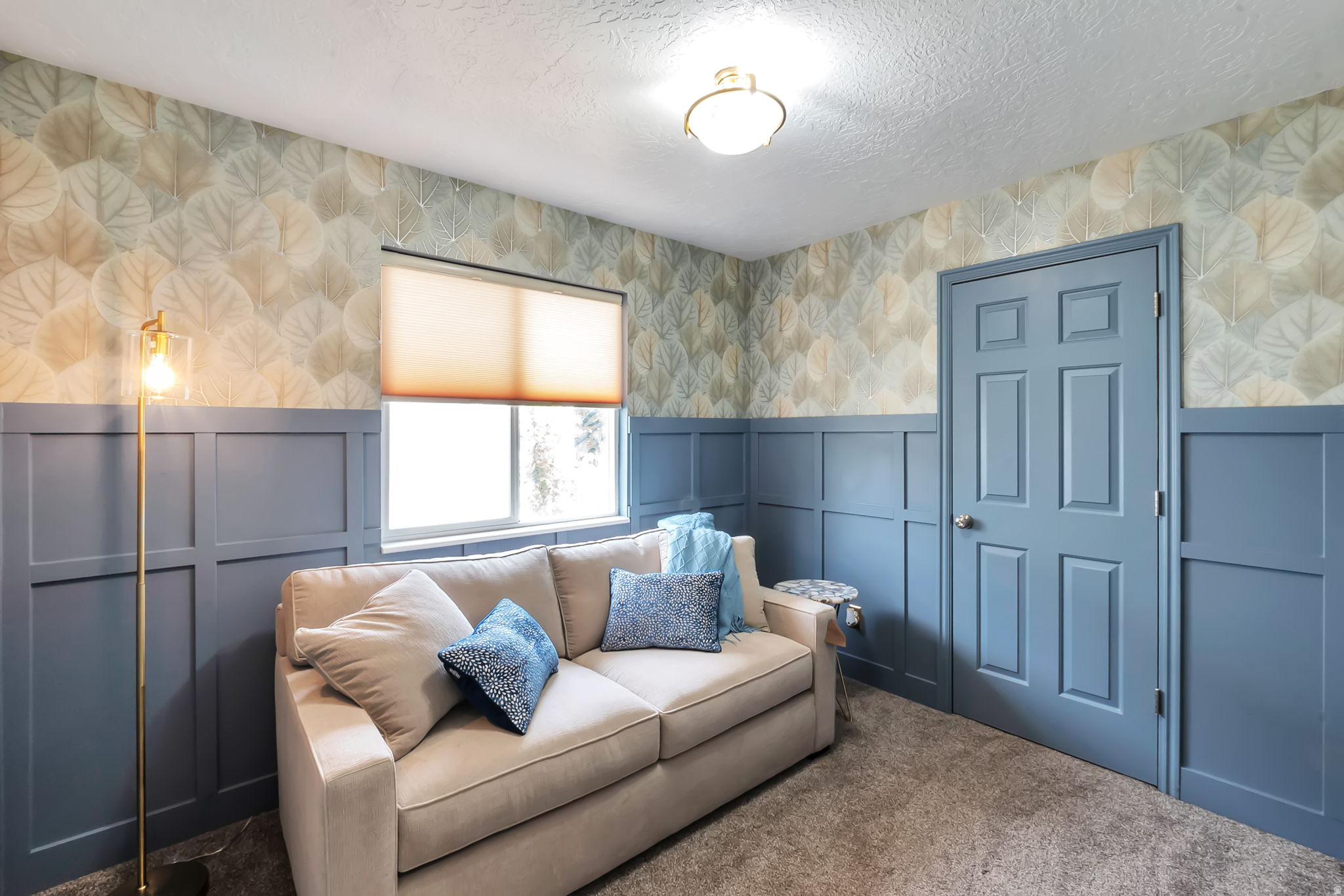 ASH POINT AT SADDLE - Residential