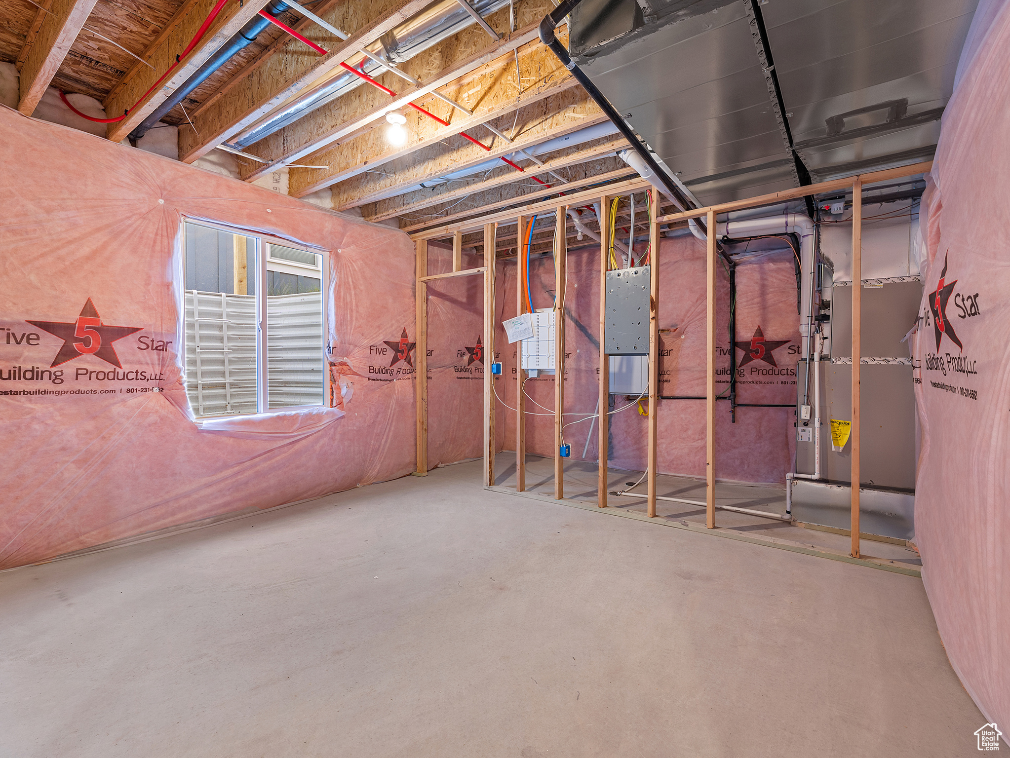 HOLMES HOMES - Residential