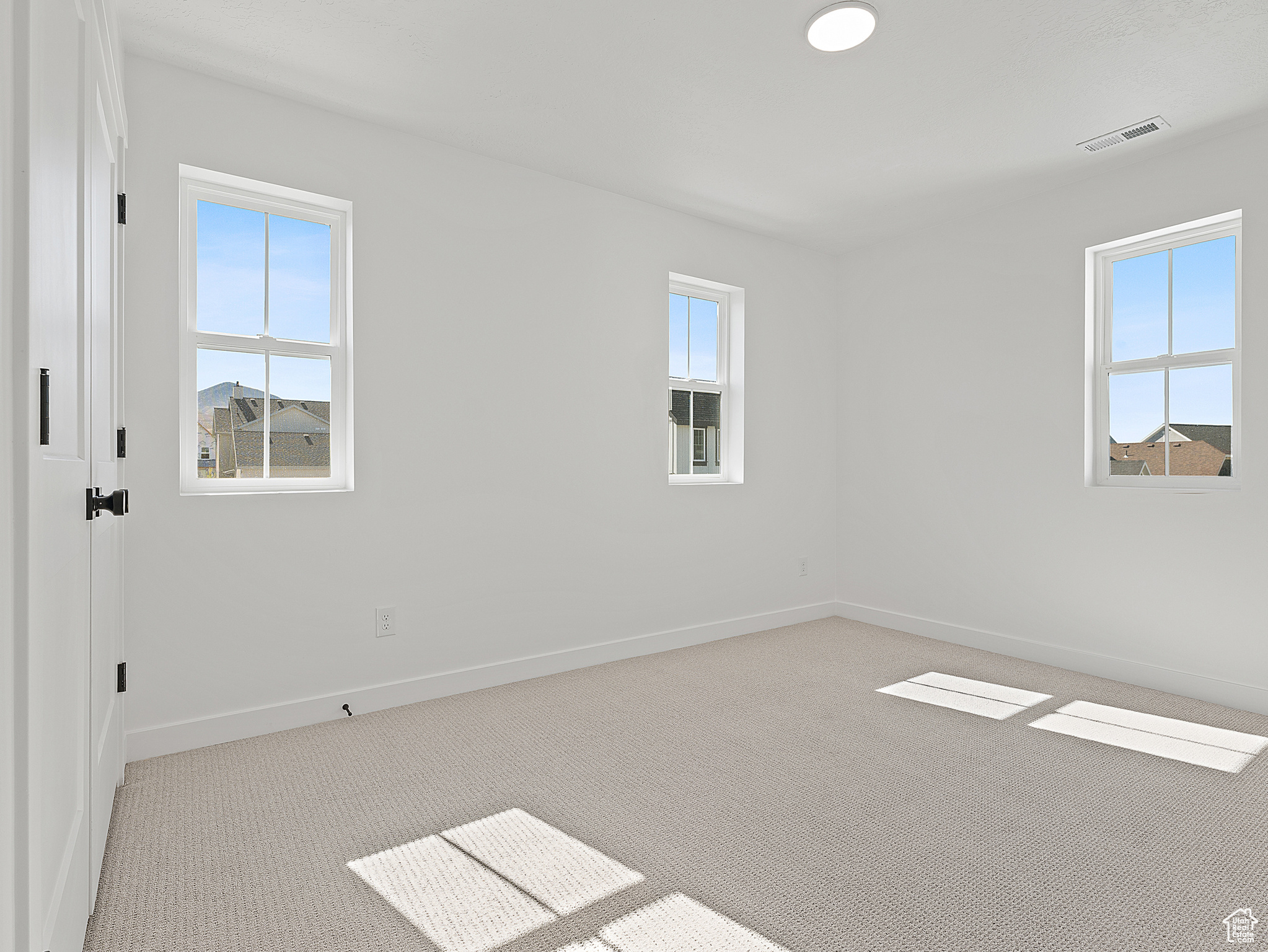 HOLMES HOMES - Residential