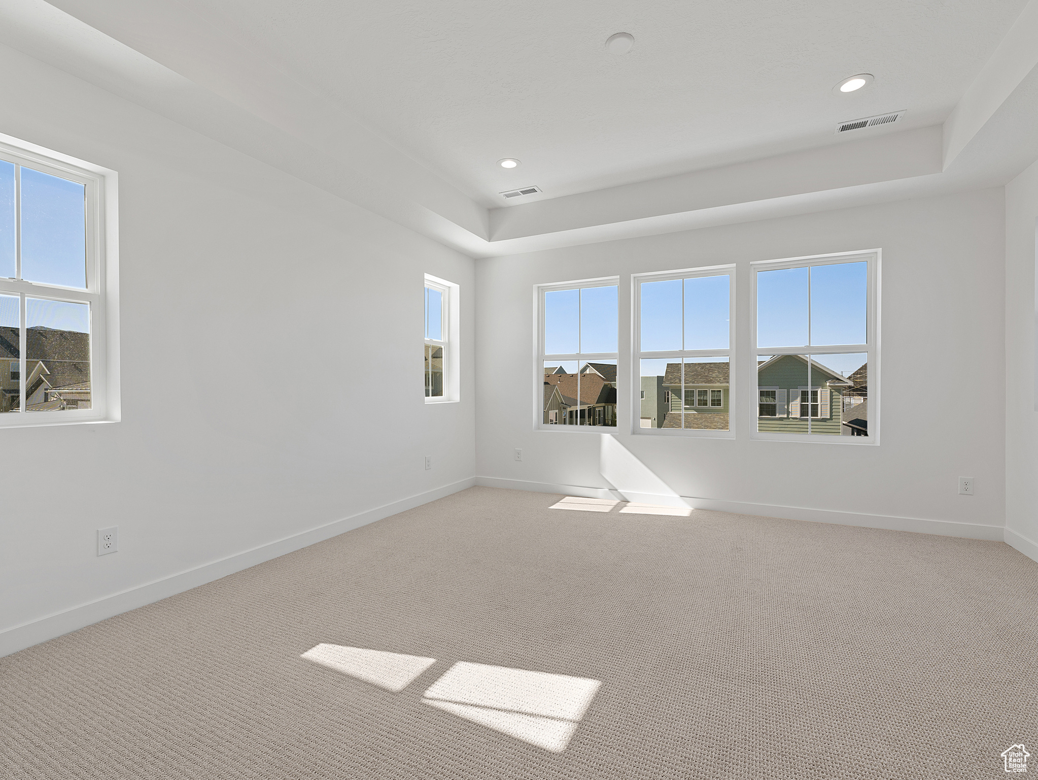 HOLMES HOMES - Residential