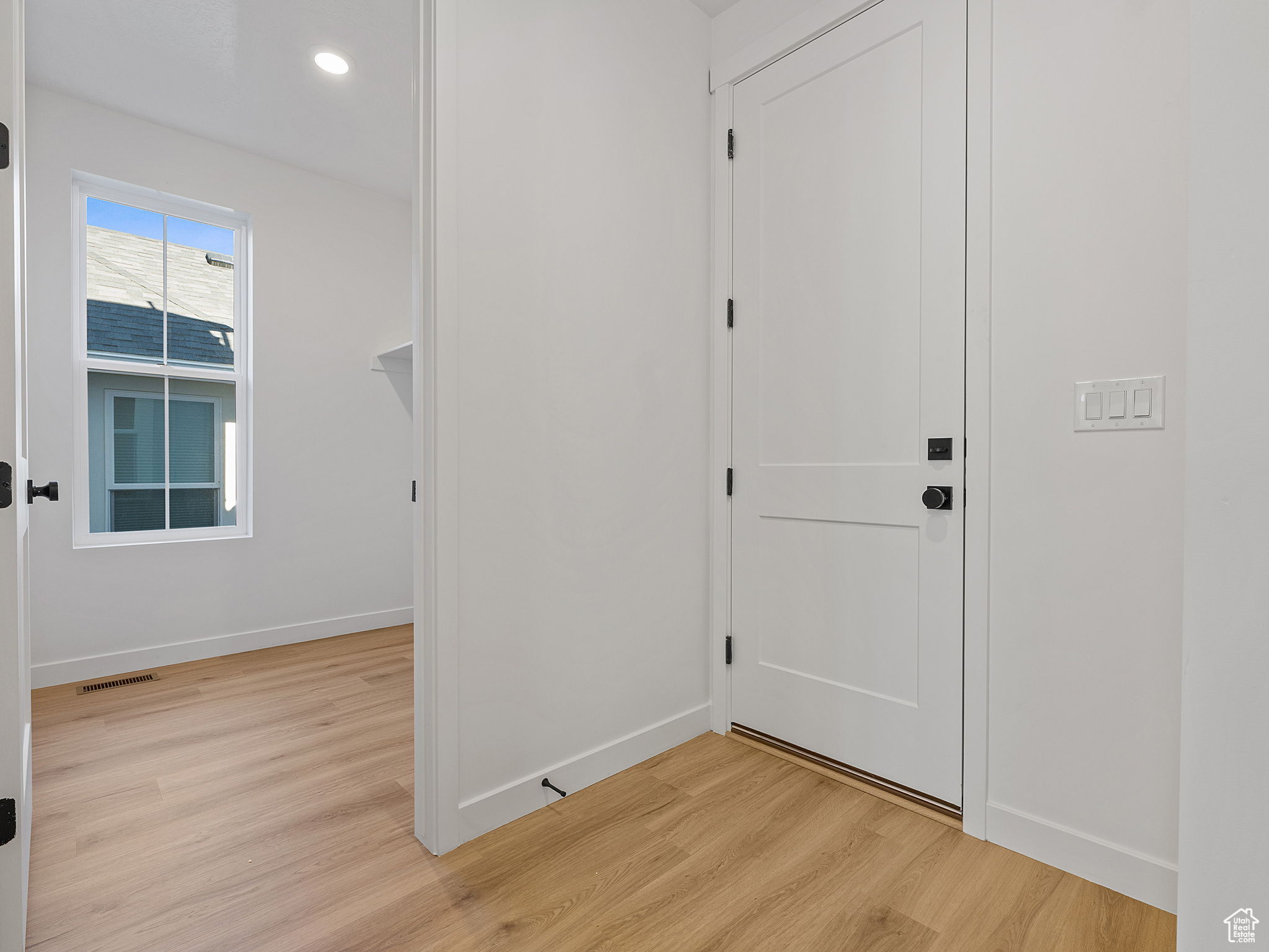 HOLMES HOMES - Residential