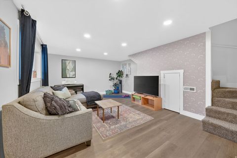 Tiny photo for 365 E FENTON AVE, South Salt Lake, UT 84115 (MLS # 2144650)