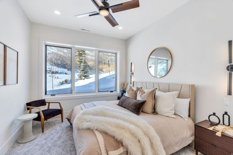 Tiny photo for 2059 W CAPRICORN CT, Heber City, UT 84032 (MLS # 2138638)